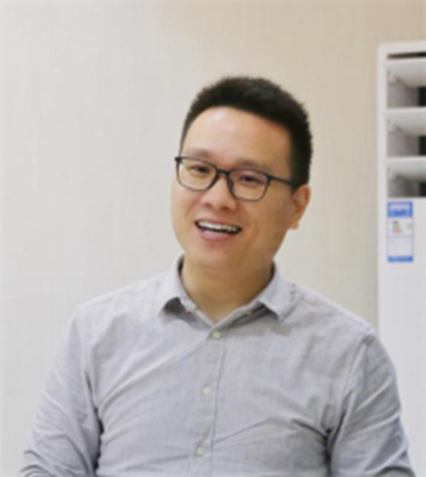 姚东.jpg