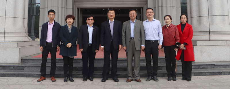 02广东外语外贸大学南国学院来访的副本.JPG